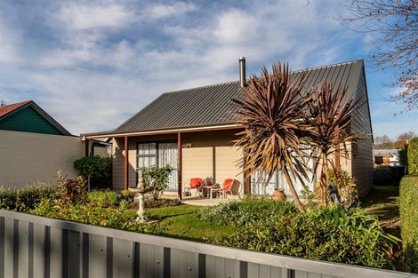 Photo of property in 49 Elderlee Street, Milton, 9220