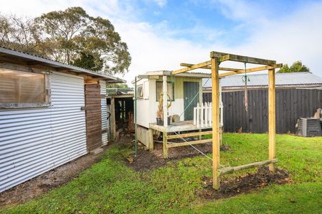 Photo of property in 18 Harris Street, Marton, 4710