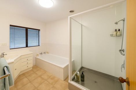 Photo of property in 66 Ladies Mile, Manly, Whangaparaoa, 0930