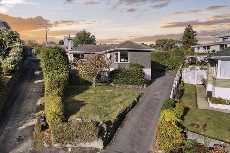 Photo of property in 14 Upland Street, Helensburgh, Dunedin, 9010