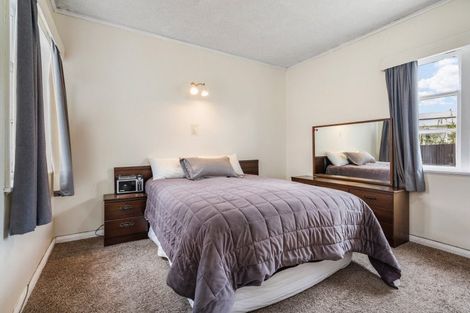 Photo of property in 2 Radcliffe Street, Kensington, Whangarei, 0112