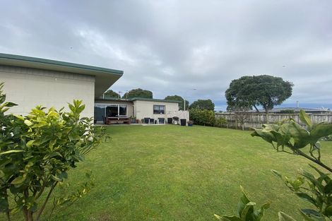 Photo of property in 1 Sarten Street, Waitara, 4320