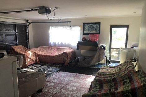 Photo of property in 3 Shah Place, Glen Eden, Auckland, 0602