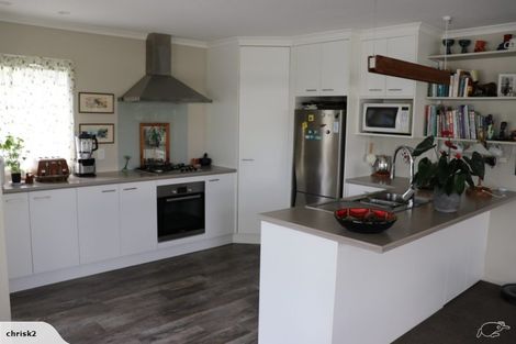 Photo of property in 101a Randwick Crescent, Moera, Lower Hutt, 5010