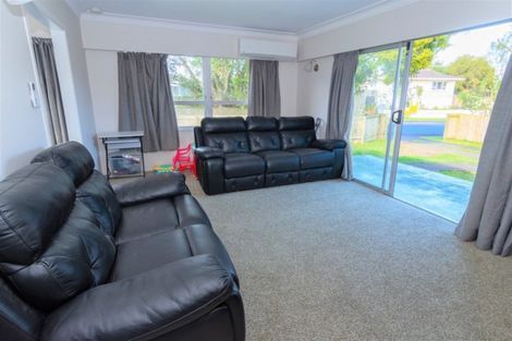 Photo of property in 15 Taonui Street, Rosehill, Papakura, 2113