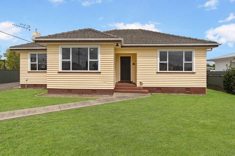 Photo of property in 25 Hannan Street, Levin, 5510