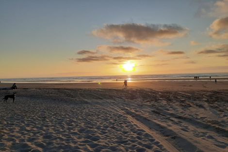 Photo of property in 20 Nelson Street, Foxton Beach, Foxton, 4815