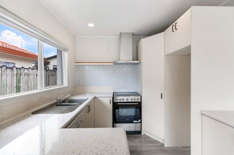 Photo of property in 1/5 Dana Place, Somerville, Auckland, 2014