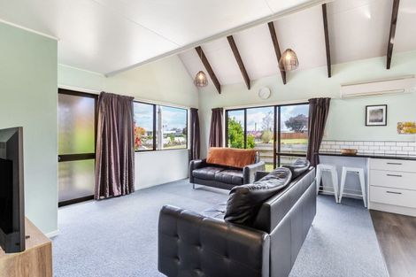 Photo of property in 73a Gillies Avenue, Taupo, 3330