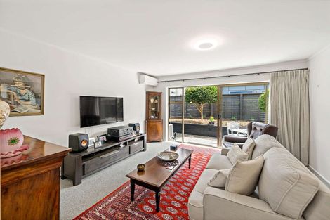 Photo of property in 2/5 The Terrace, Takapuna, Auckland, 0622