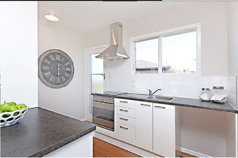 Photo of property in 1/72a Victoria Road, Papatoetoe, Auckland, 2025