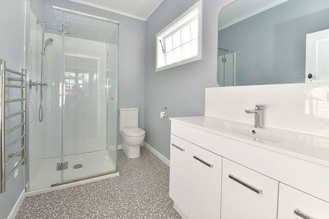 Photo of property in 1 Mary Keane Lane, Parakai, 0830