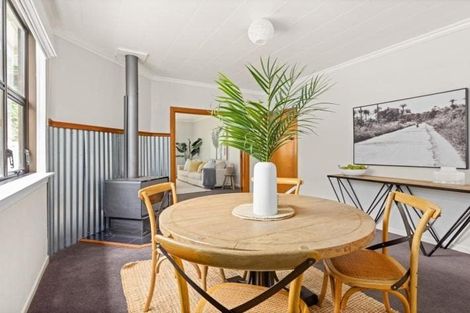 Photo of property in 153 Milton Road, Bluff Hill, Napier, 4110