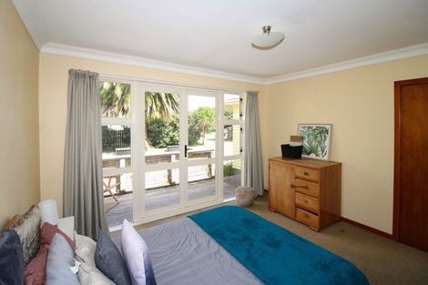 Photo of property in 87 Brandon Street, Featherston, 5710