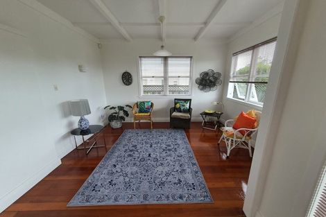 Photo of property in 16 Bangor Street, Point Chevalier, Auckland, 1022