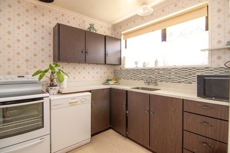 Photo of property in 3a Huata Place, West End, Palmerston North, 4412