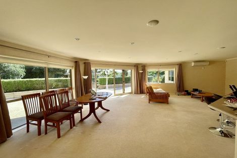 Photo of property in 11 Schopolo Place, Schnapper Rock, Auckland, 0632