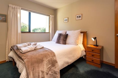 Photo of property in 2 Foxfield Lane, Westmorland, Christchurch, 8025