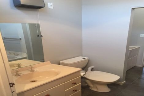 Photo of property in 33d Peverel Street, Riccarton, Christchurch, 8011