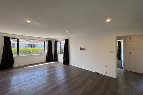 Photo of property in 48 Inwoods Road, Parklands, Christchurch, 8083