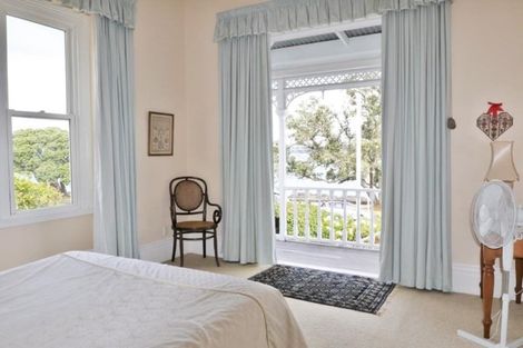 Photo of property in 6 King Edward Parade, Devonport, Auckland, 0624