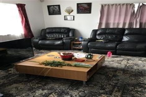 Photo of property in 20 Ribblesdale Road, Henderson, Auckland, 0612