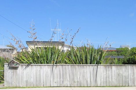 Photo of property in 24 Motiti Road, Papamoa Beach, Papamoa, 3118