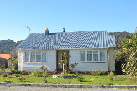 Photo of property in 25 Firth Street, Cobden, Greymouth, 7802