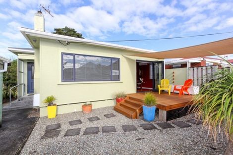 Photo of property in 20 Ngaio Street, Strandon, New Plymouth, 4312