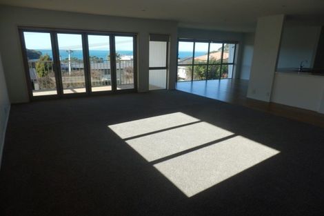 Photo of property in 1/28 Bournemouth Terrace, Murrays Bay, Auckland, 0630