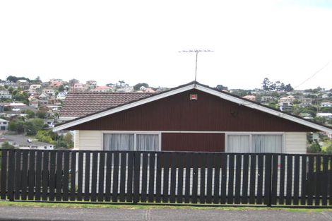Photo of property in 34 Target Road, Totara Vale, Auckland, 0629