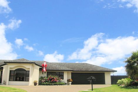 Photo of property in 1/10 Cloverlea Place, Pukekohe, 2120