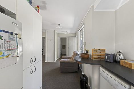 Photo of property in 8a Waterloo Place, Westown, New Plymouth, 4310