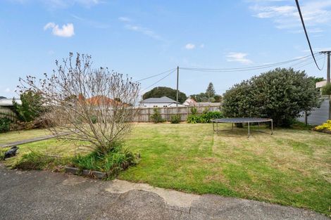 Photo of property in 9 Whimp Avenue, Onerahi, Whangarei, 0110
