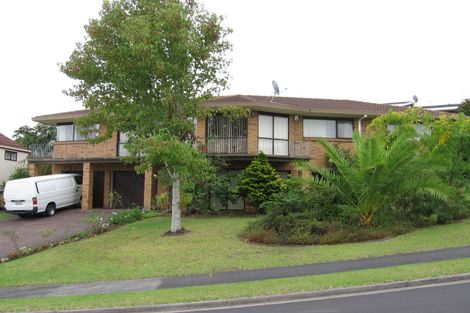 Photo of property in 4 Soling Place, West Harbour, Auckland, 0618