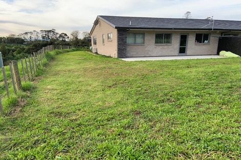 Photo of property in 51-53 Shaw Road, Oratia, Auckland, 0604