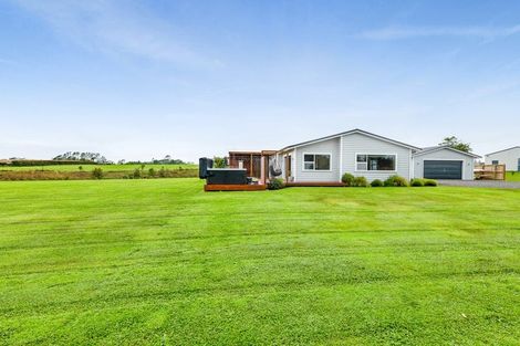 Photo of property in 1253 Upland Road, Egmont Village, Inglewood, 4386