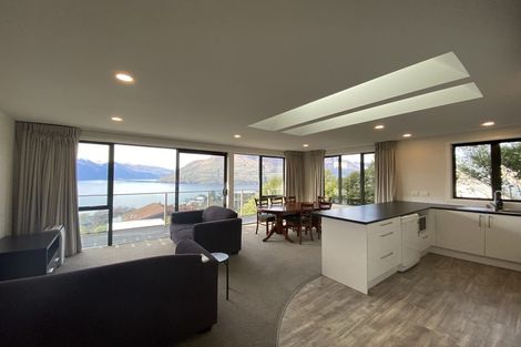 Photo of property in 54a Wynyard Crescent, Fernhill, Queenstown, 9300