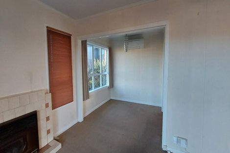 Photo of property in 1/434 Old Te Atatu Road, Te Atatu Peninsula, Auckland, 0610