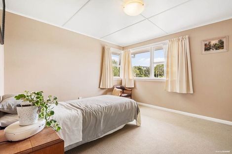 Photo of property in 18 Triangle Road, Massey, Auckland, 0614
