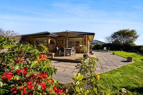 Photo of property in 7 Manuka Place, Whalers Gate, New Plymouth, 4310