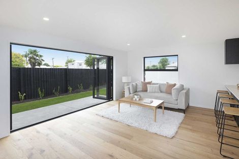 Photo of property in 1/117 Hills Road, Edgeware, Christchurch, 8013