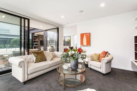 Photo of property in 79 Fendalton Road, Fendalton, Christchurch, 8014