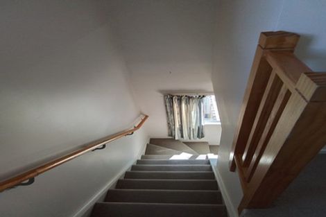 Photo of property in 2/129 Edmonton Road, Te Atatu South, Auckland, 0610