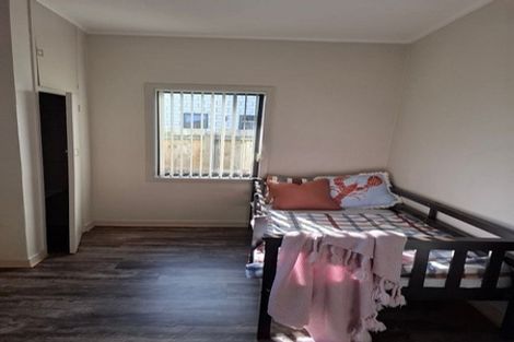 Photo of property in 12 Ashlynne Avenue, Papatoetoe, Auckland, 2025