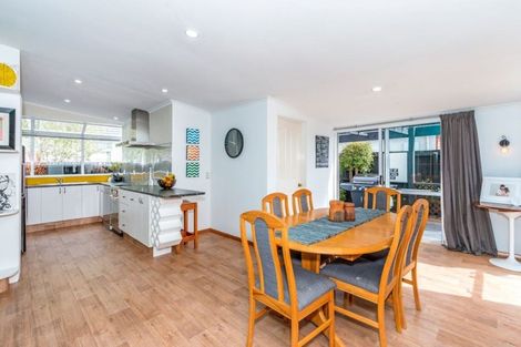 Photo of property in 80 Northcote Road, Northcote, Christchurch, 8052
