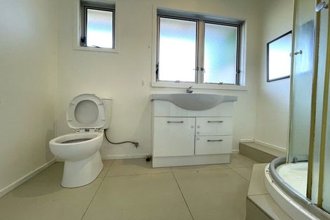 Photo of property in 2/123a Gossamer Drive, Pakuranga Heights, Auckland, 2010