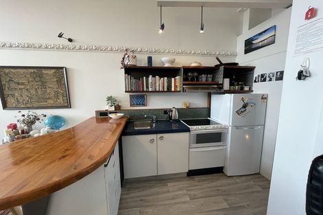 Photo of property in Qba Apartments, 2n/51 Webb Street, Mount Cook, Wellington, 6011