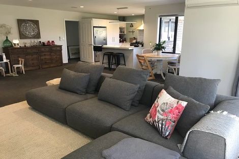 Photo of property in 9 Red Cottage Drive, Lake Hayes, Queenstown, 9304