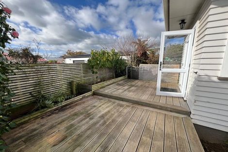 Photo of property in 182 Tiro Tiro Road, Levin, 5510